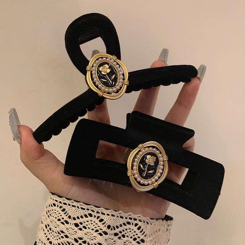 Jewelry Making Adults - Regal Black Velvet Vintage Rose Women