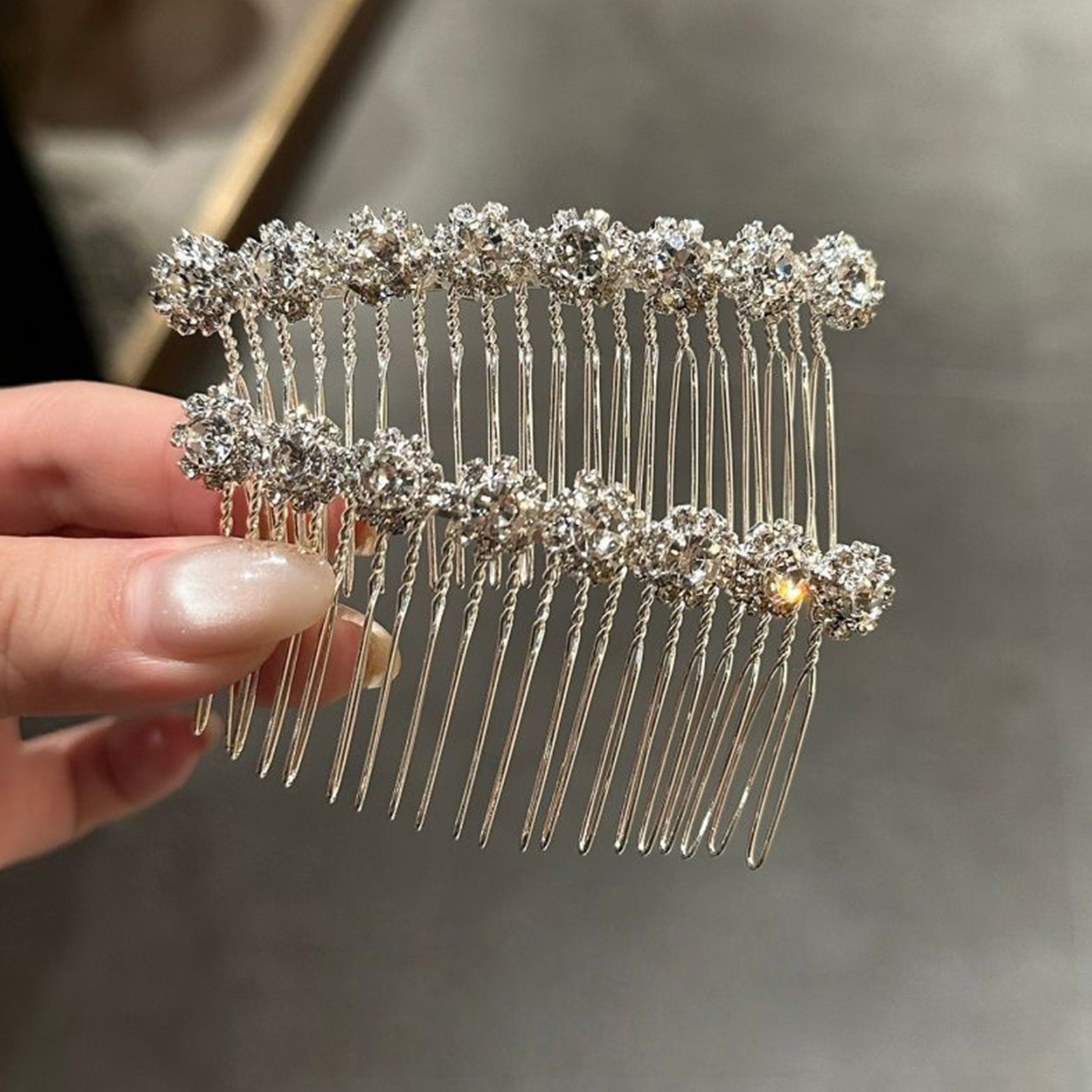 Minimalist Rhinestone Flower H - Jewelry Making Adults 评论和价格
