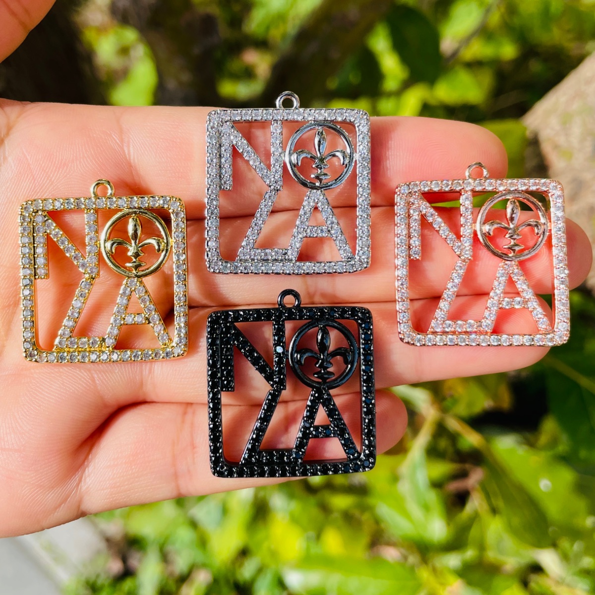 5pcs Zirconia Pave NOLA Fleur  - Jewelry Making New Orleans 评论和价格