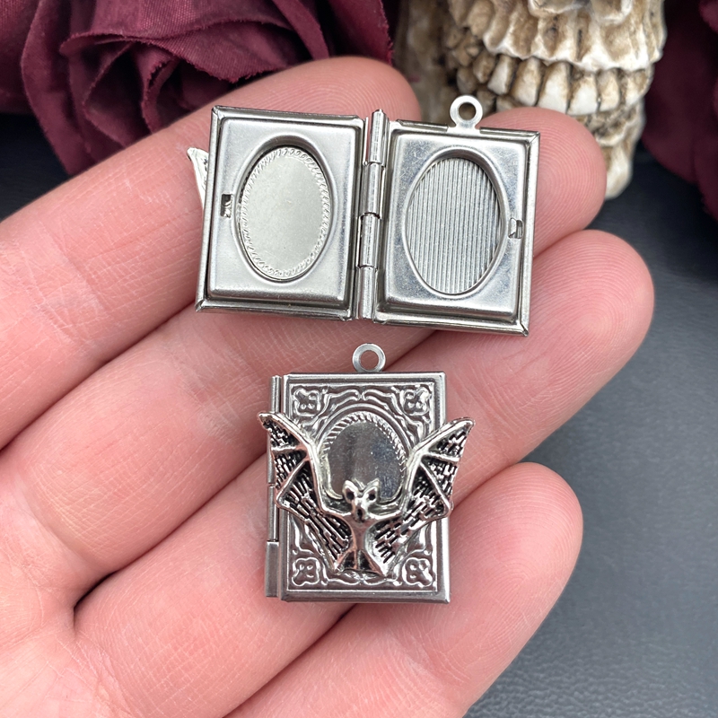 2pcs 27*22mm Bat Book Locket C - Jewelry Making Guide Book 评论和价格